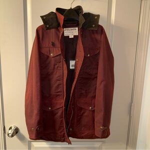 NWT - Filson Moorcroft Jacket - Burgandy - Women's Small
